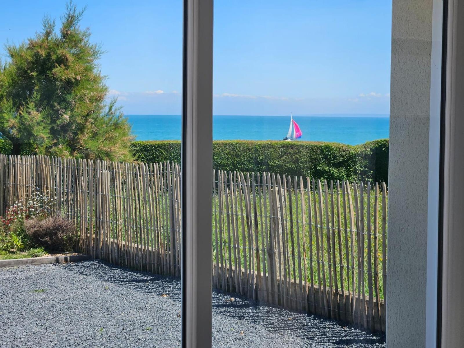 Entre Ciel Et Mer Luc-sur-Mer ภายนอก รูปภาพ