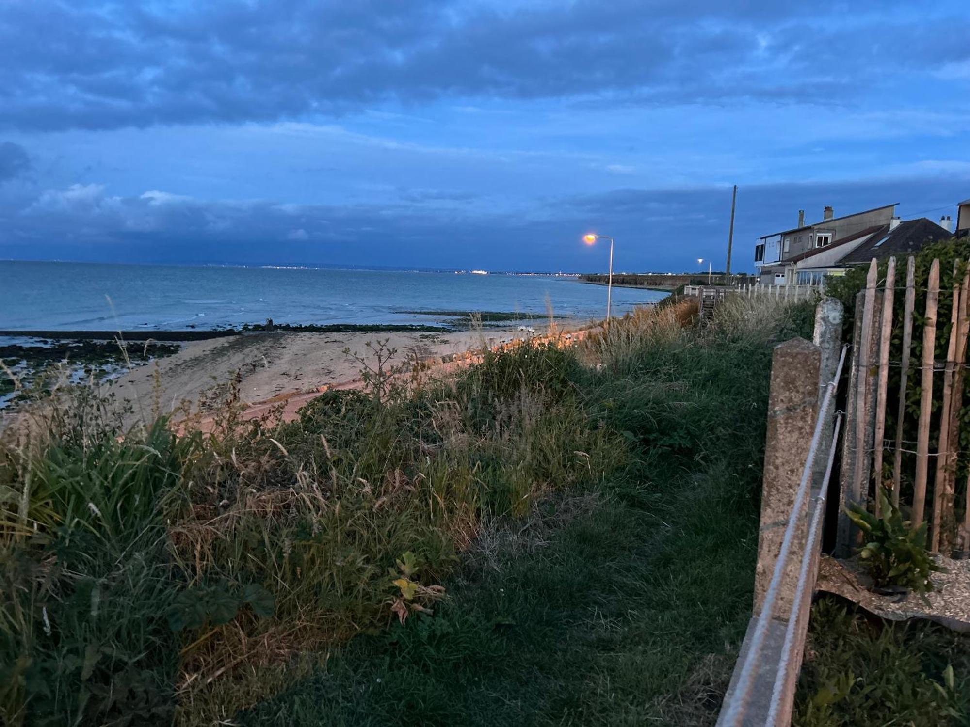 Entre Ciel Et Mer Luc-sur-Mer ภายนอก รูปภาพ