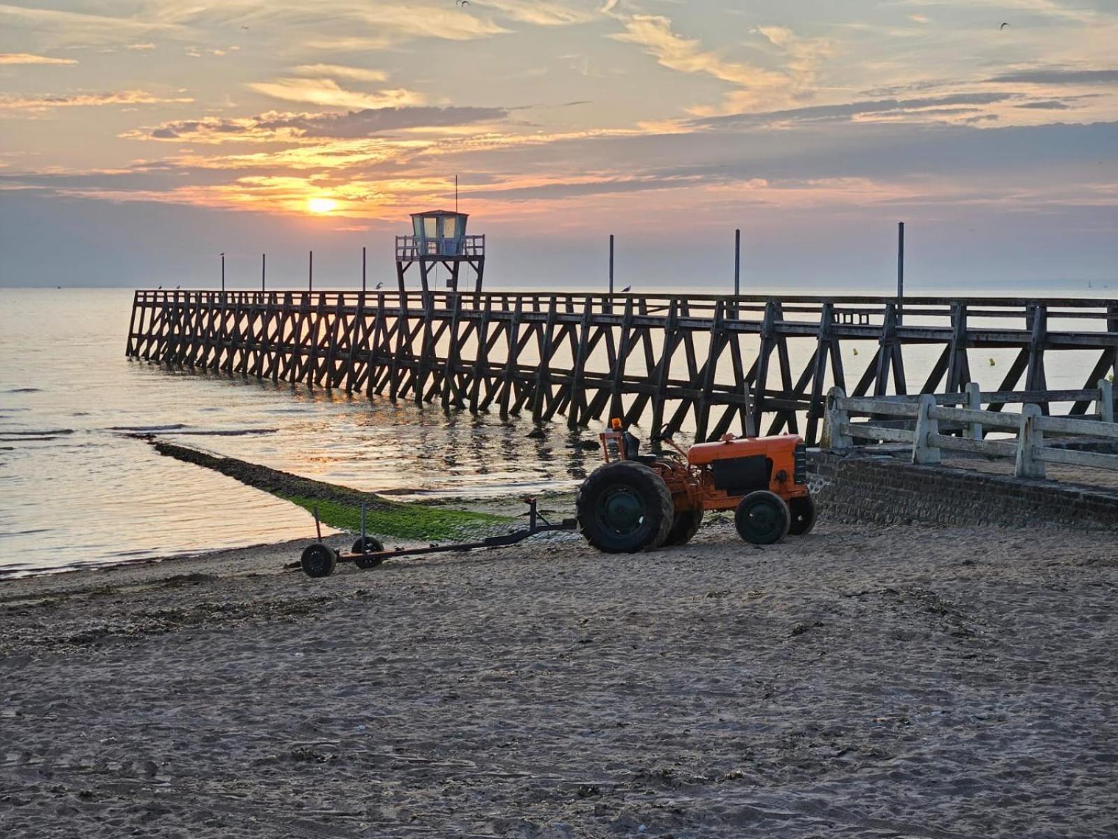 Entre Ciel Et Mer Luc-sur-Mer ภายนอก รูปภาพ
